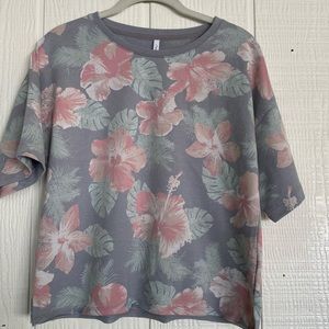Z Supply Hibiscus 🌺 Design Boxy Shirt size S
